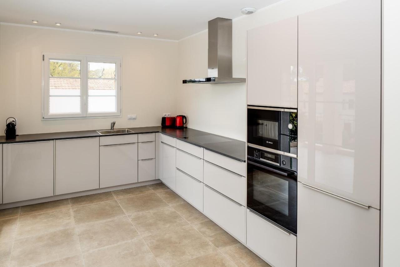 Luxurious And Spacious Apartment In The Heart Of The Cote D'Azur Roquefort-les-Pins Luaran gambar