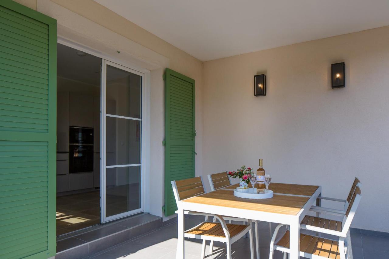 Luxurious And Spacious Apartment In The Heart Of The Cote D'Azur Roquefort-les-Pins Luaran gambar